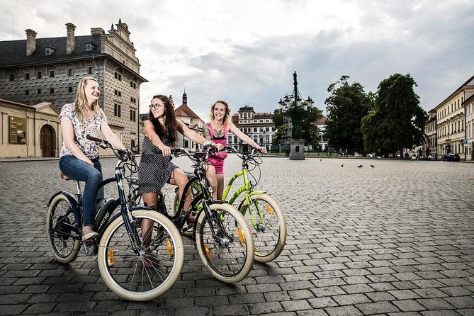 premium-quality-private-e-bike-tours-in-prague