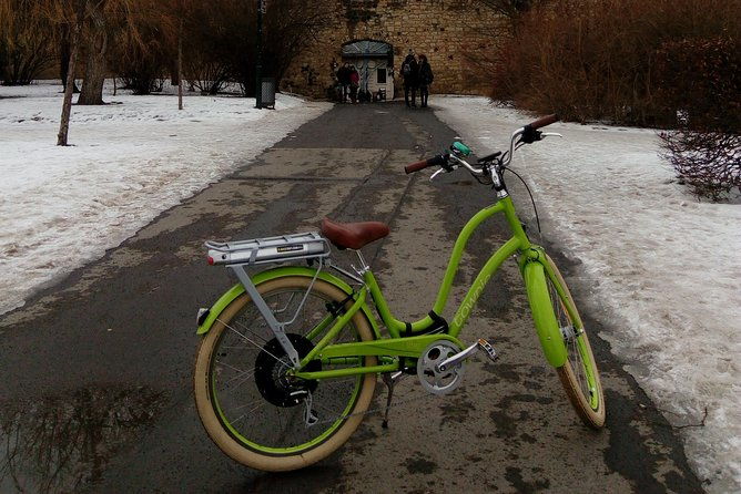 premium-quality-private-e-bike-tours-in-prague