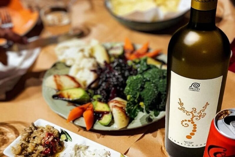 Premium Tour of Olympia: Wine & Dine Retreat - Who Will Enjoy This Experience?