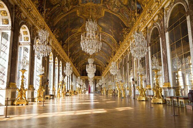 PREMIUM Versailles Golf Carts and Bikes Guided Tour with Lunch - Key Points