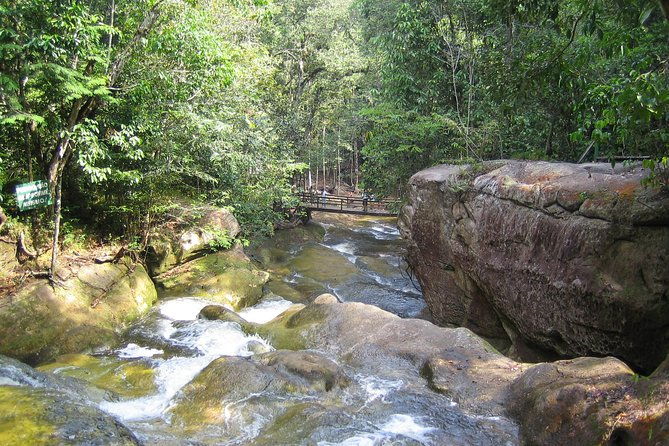 presidente-figueiredo-waterfalls-day-trip-from-manaus