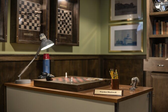 prison-break-alcatraz-escape-room-in-fishermans-wharf