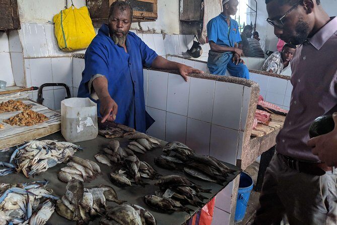 Prison Island and Stone Town Tour with Lunch - Practical Details: What to Expect