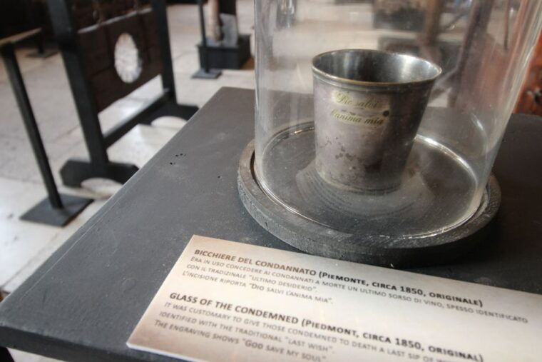 prisons-palace-maleficia-inquistion-torture-tools