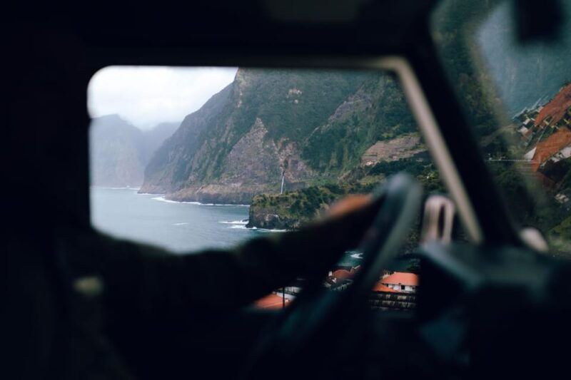 priv-west-4x4-tourseixal-beachporto-moniz-natural-pools