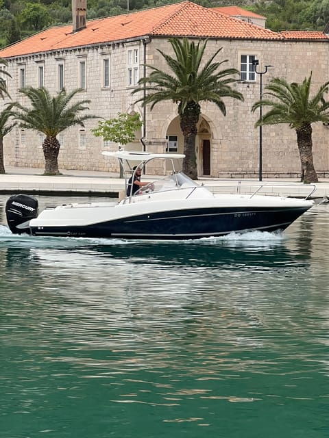 privat-hvar-south-shore-and-pakleni-islands-experience