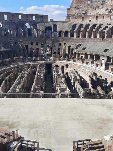 private-1-5-hour-family-friendly-tour-of-the-colosseum