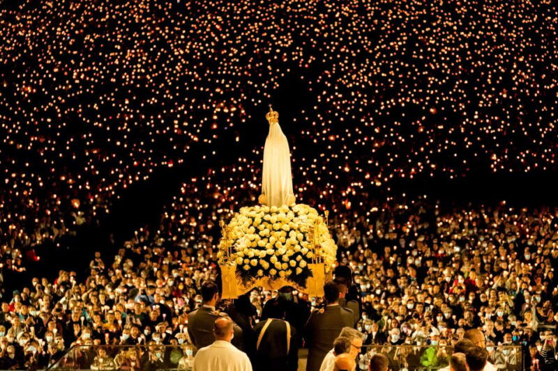 private-1-day-tour-to-fatima-batalha-nazare-and-obidos
