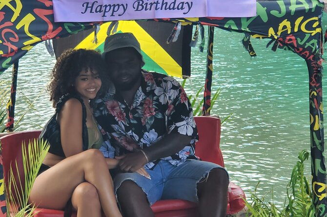 private-1-hour-bamboo-river-rafting-in-montego-bay