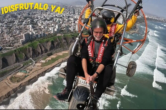 private-12-minute-paragliding-flight-over-the-bahia-de-lima