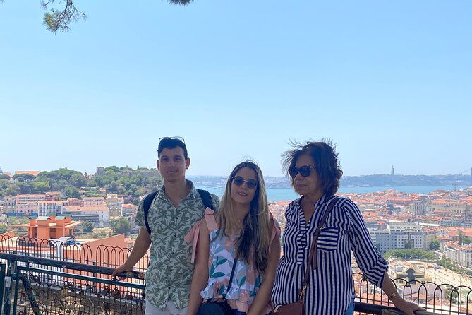 private-1h30-tuk-tuk-tour-in-lisbon-city