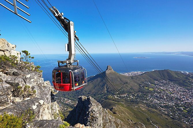 Private 2-Day Cape Town Highlights: Robben Island,Table Mountain Tickets & Wine - Day 2: From Robben Island to Wine and Fine Dining