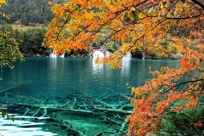 Private 2-Day Jiuzhaigou & Huanglong Tour by Train from Chengdu - Key Points