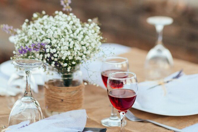 private-2-day-tour-in-kea-island-and-meet-the-lion