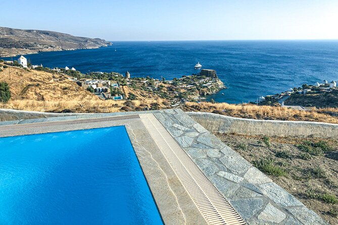 private-2-day-tour-in-kea-island-and-meet-the-lion