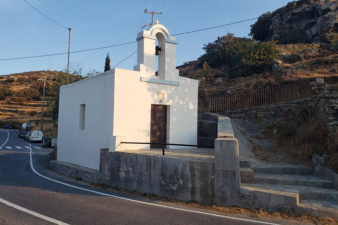 private-2-day-tour-in-kea-island-and-meet-the-lion