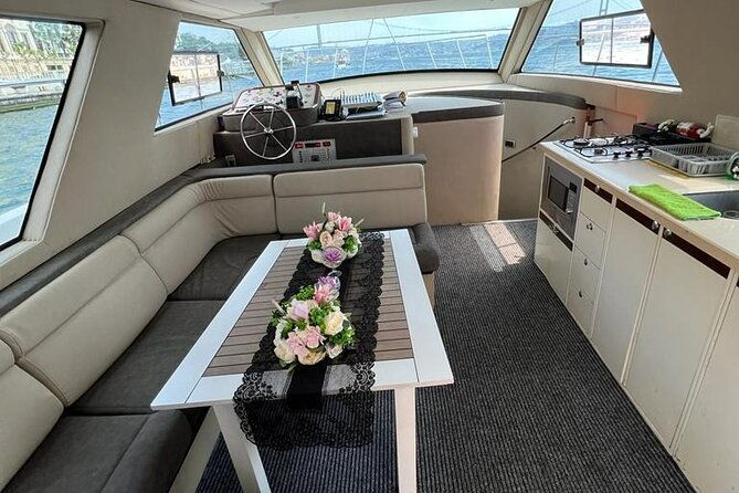 private-2-hour-bosphorus-cruise-with-yacth