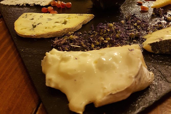 private-2-hour-italian-cheese-and-wine-tasting-in-rome