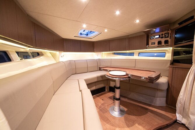 private-2-hour-newport-beach-40ft-luxury-yacht-cruise