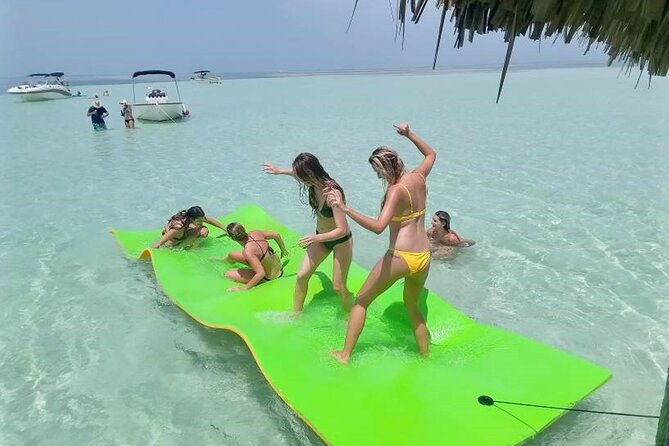 private-2-hour-tiki-boat-party-in-key-west-mini-sandbar