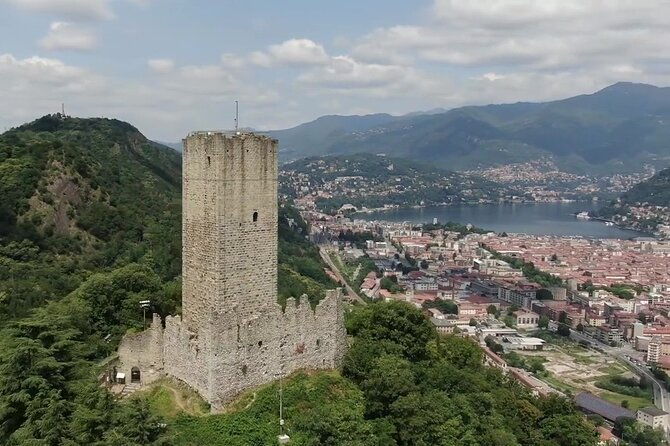 private-2-hour-tour-of-the-medieval-castle-over-lake-como