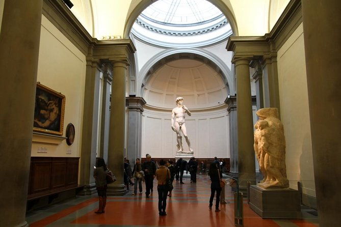 private-2-hour-walking-tour-of-accademia-gallery-in-florence