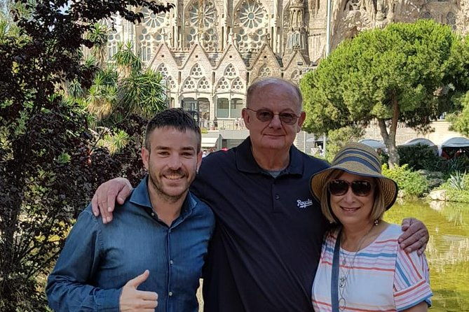 private-2-hours-sightseeing-tour-in-barcelona