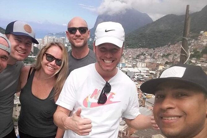 private-2-hours-sightseeing-walking-tour-in-rocinha-and-moto-taxi