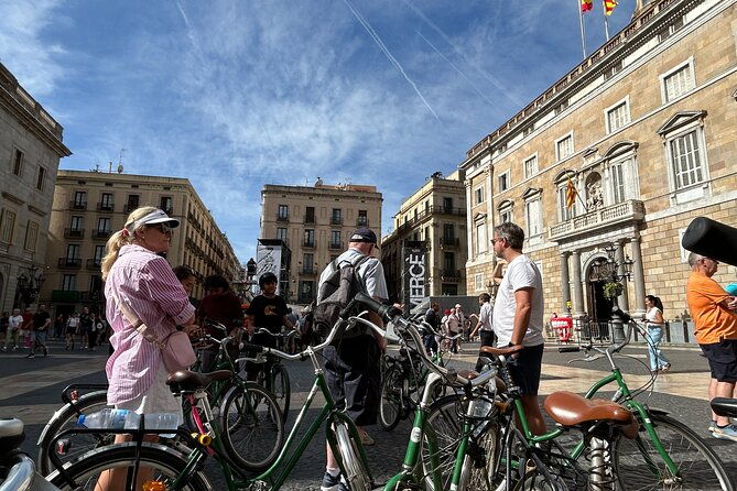 private-3-hour-barcelona-bike-tour-highlights-and-hidden-gems-2