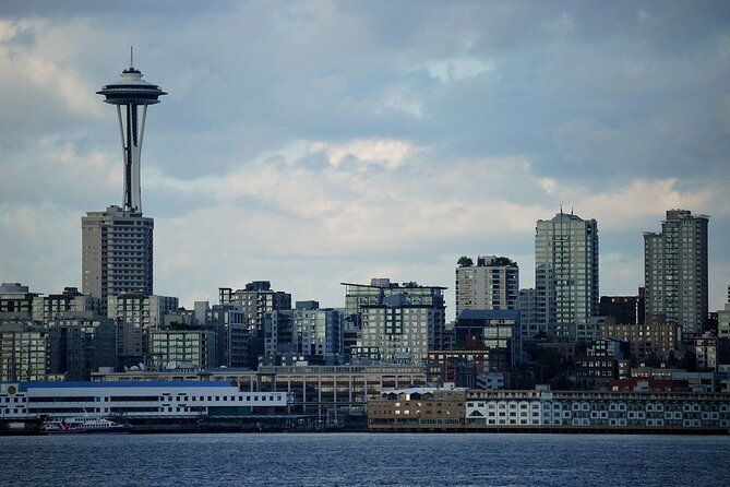 private-3-hour-city-tour-of-seattle-with-driver-only-hotel-or-port-pick-up