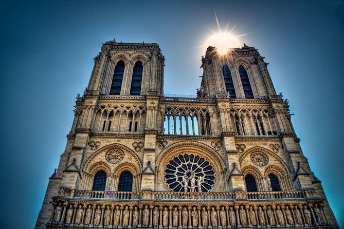 private-3-hour-historical-walking-tour-in-paris-medieval