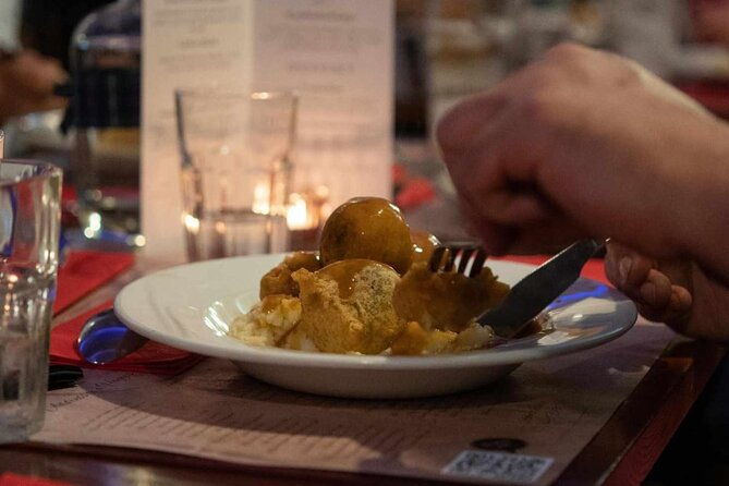 private-3-hour-scottish-dinner-and-folk-music-experience