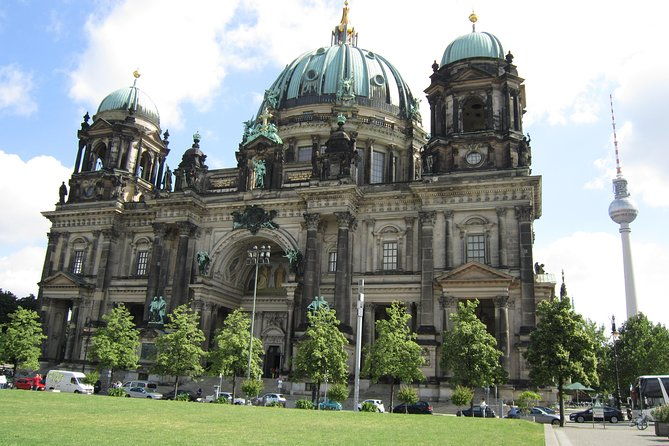 private-3-hour-walking-tour-of-berlin