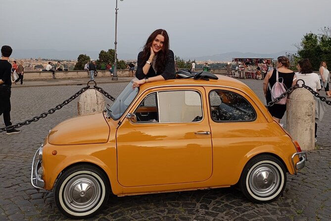 private-3-hours-panoramic-tour-of-rome-aboard-a-vintage-fiat-500-2