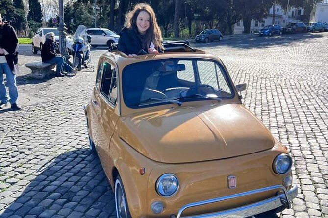 private-3-hours-panoramic-tour-of-rome-aboard-a-vintage-fiat-500-2