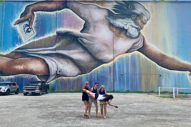 private-3-in-1-sightseeing-brewery-and-mural-tour-of-houston-by-cart-2