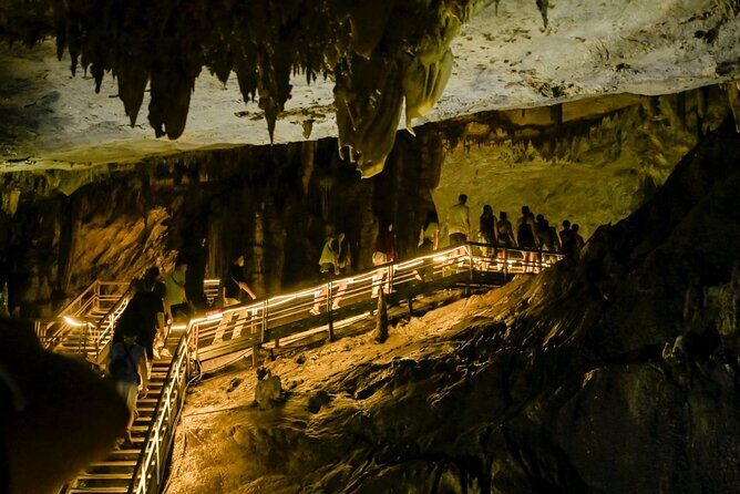 Private 4 Days Ha Giang Loop Jeep Adventure - FAQ