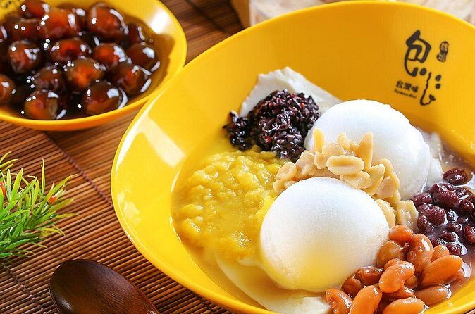 Private 4 Days Taiwan Family Tour with Gourmet - Day 3: Coastal scenery and mountain charm