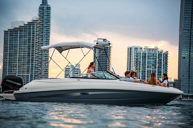 private-4-hour-boat-rental-with-captain-in-fort-lauderdale-2