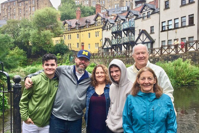 private-4-hour-tour-of-edinburgh-in-a-spacious-6-seater-mercedes