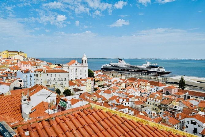 private-4-hour-walking-tour-of-lisbon-with-official-tour-guide