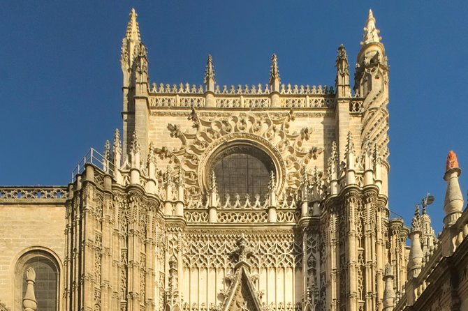 private-4-hour-walking-tour-of-sevilla-with-official-tour-guide