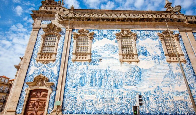 private-4-hours-tour-of-the-main-monuments-in-oporto