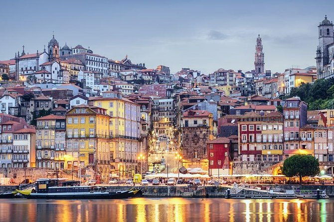 private-4-hours-tour-of-the-main-monuments-in-oporto-w-pick-up