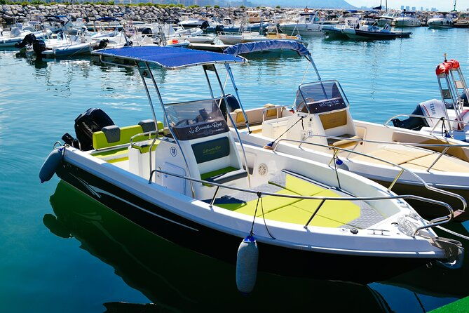 private-40hp-boat-tour-of-the-amalfi-coast-and-positano
