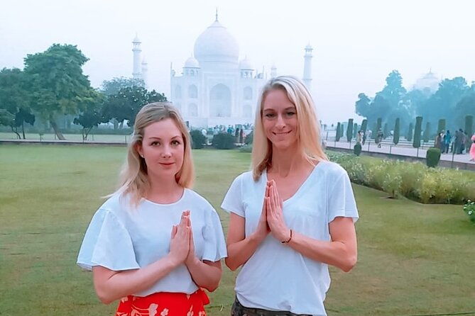 private-4days-taj-mahal-tour-from-newyork-including-visa-flight