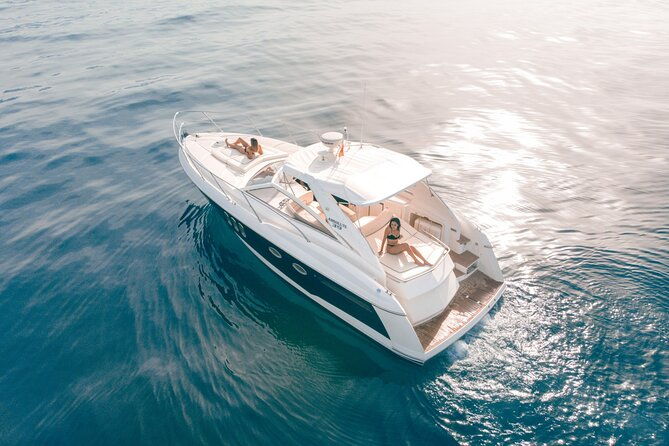 private-4h-half-day-luxury-boat-trip-from-puerto-banus-marbella