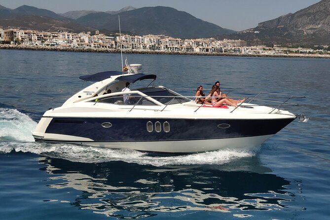 private-4h-half-day-luxury-boat-trip-from-puerto-banus-marbella