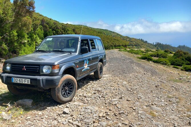 private-4x4-jeep-full-day-to-santana-or-porto-moniz