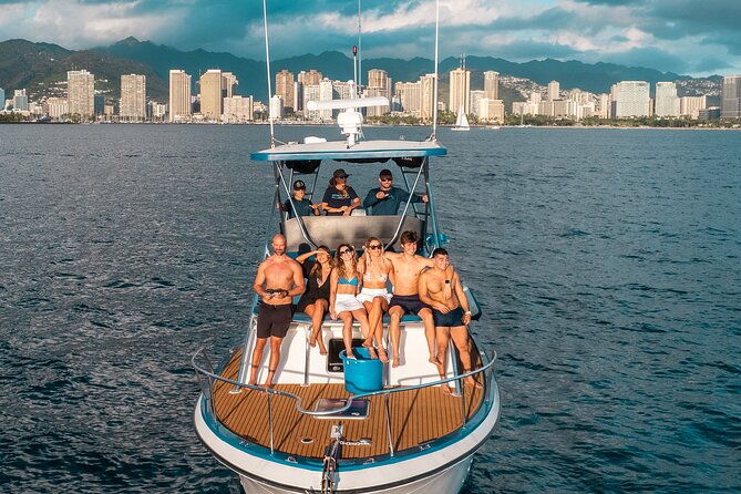 private-5-hour-charter-on-board-our-yacht-in-waikiki